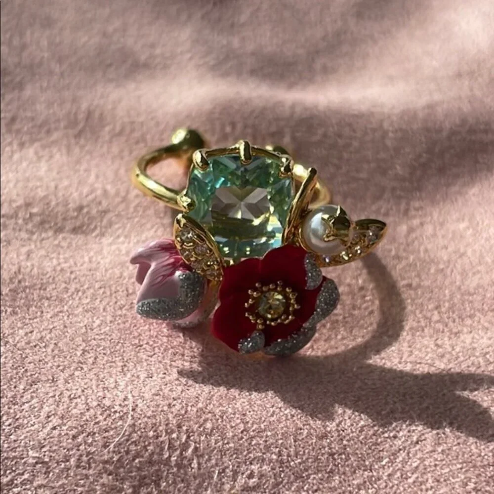 Les Néréides Red Floral Gold Ring Crystal Enamel - Picture 4 of 4